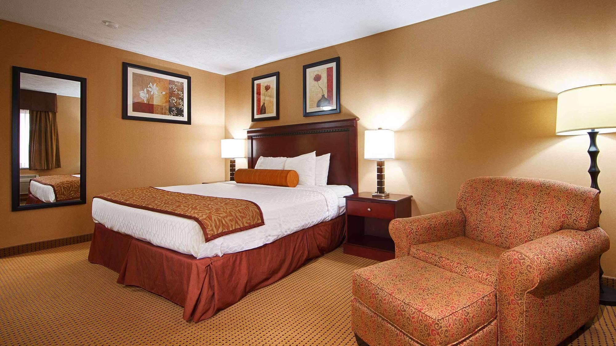 Hotel Lincoln Inn On Route 66 And Near I-55 Buitenkant foto